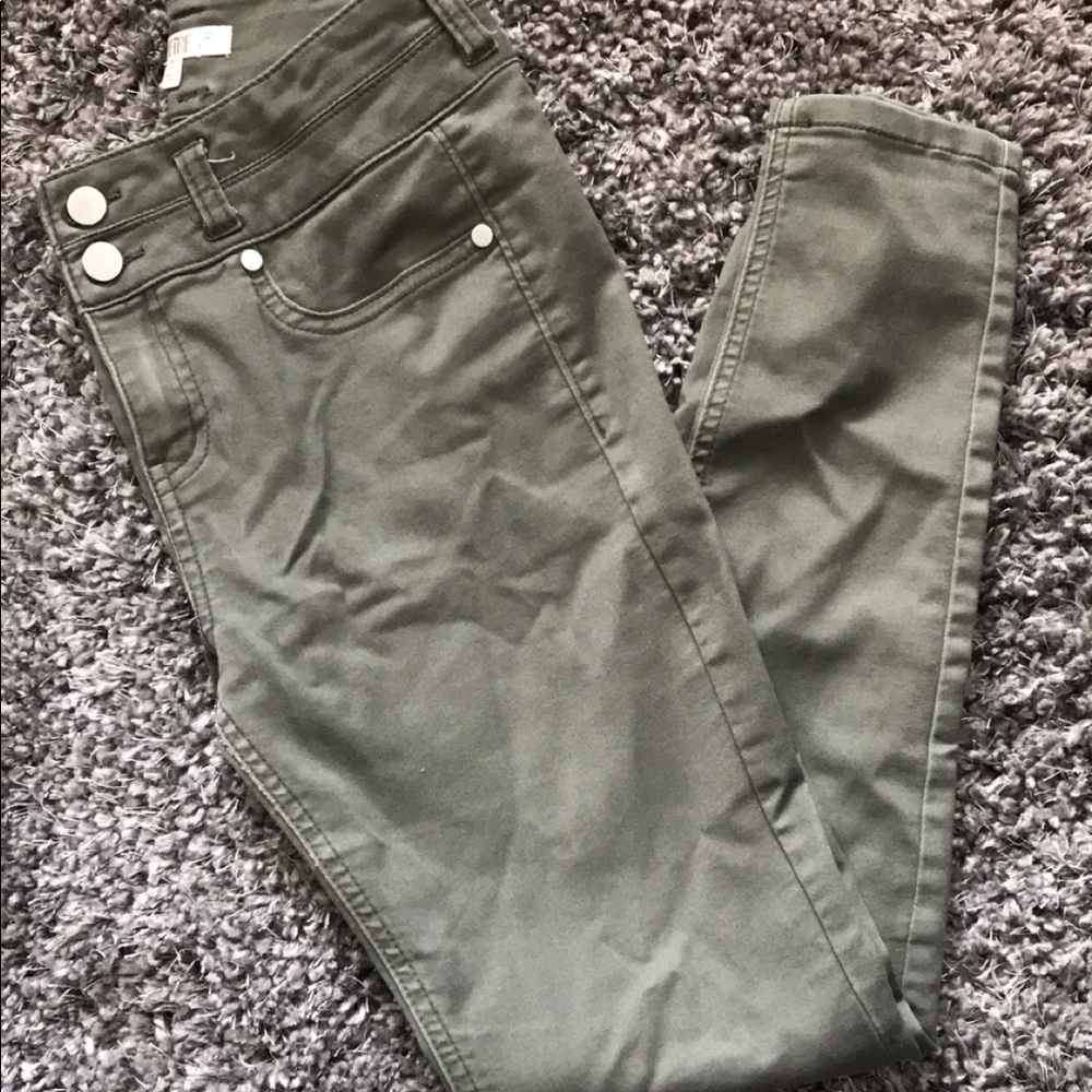 Light green skinny jeans ✨